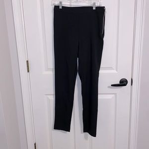 H&M NWT Size 12 black dress pant with side zipper. Super cute w/lots of stretch